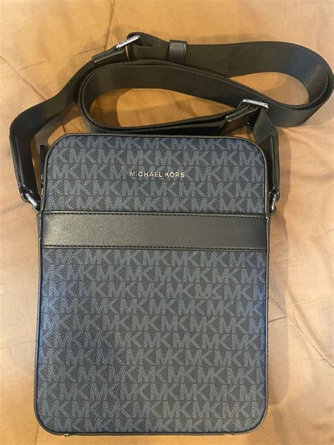 michael kors sling bag mens